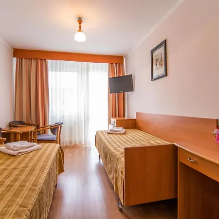 Osrodek Wczasowy Dankar Курортный комплекс Дзивнув